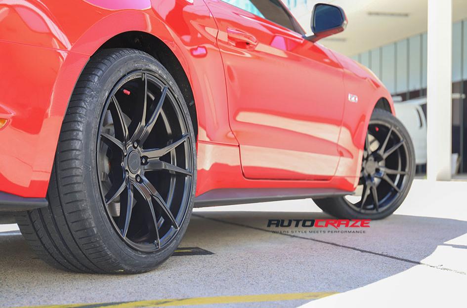 FORD MUSTANG SF06 SATIN BLACK